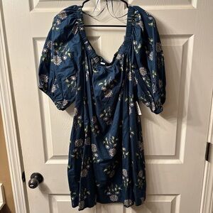 Old Navy Floral Puff Sleeve Dress